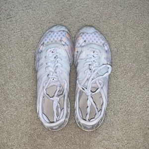Cheer Nfinity shoes